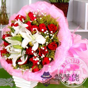 女朋友生日送幾朵花合適：屬于女朋友過生日 可以送花嗎？