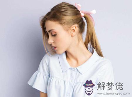 女人耳朵硬代表什麼