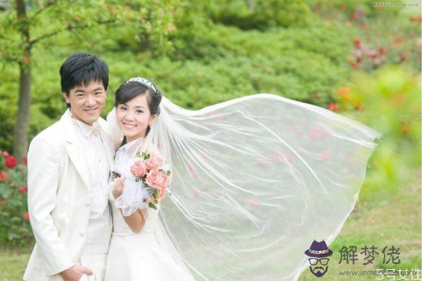 結婚紀念日是領證那天還是婚禮那天 結婚紀念日怎麼過