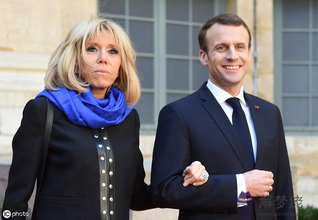 法國總統夫人的八字
