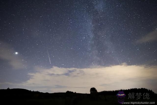 0秒回顧英仙座流星雨劃過天際，英仙座流星雨持續時間"