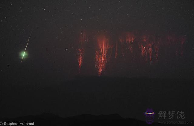 0秒回顧英仙座流星雨劃過天際，英仙座流星雨持續時間"