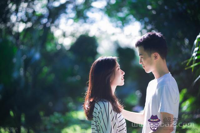 十二星座女嫁給誰最幸福，會娶二婚女的星座男