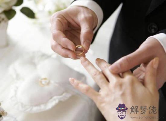 2020鼠年生肖屬鼠和生肖屬牛能結婚嗎，婚配好嗎