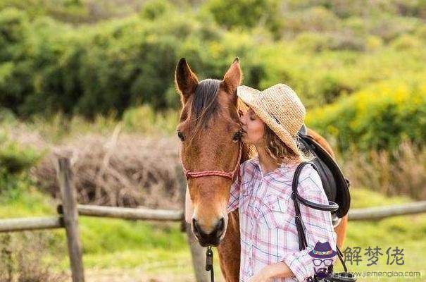 屬馬婚配最佳屬相是誰  屬馬婚配最佳屬相是羊