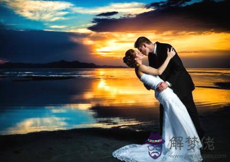 結婚照可以掛床頭嗎 第3张