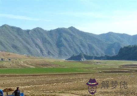 太師椅形狀風水寶地 - 祖墳風水寶地 第1张