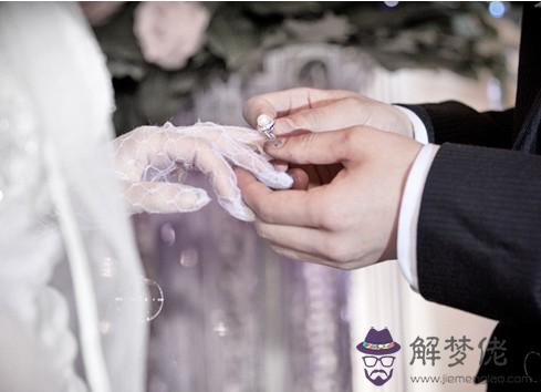 預示結婚后就變心的五大夢境 第1张