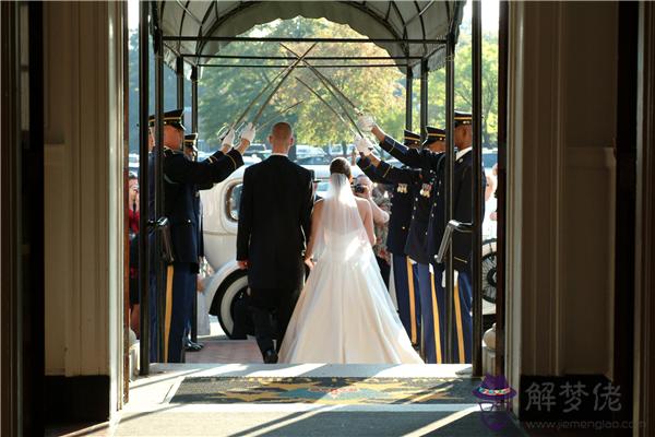 夢到跟男朋友結婚 第1张