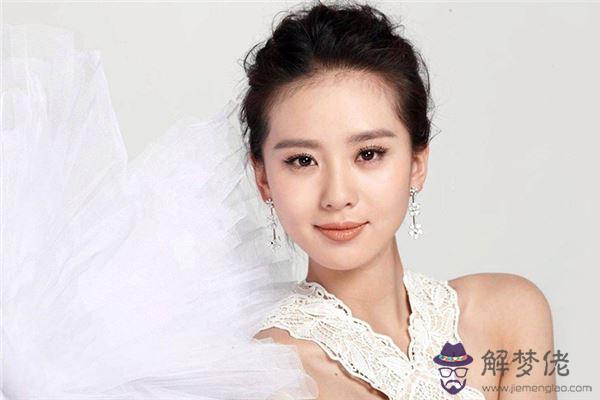 哪種面相的女人婚后備受老公的寵愛 第3张