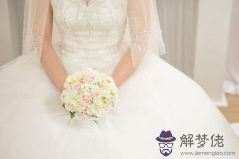 女人八字婚姻狀況多的命局 第1张