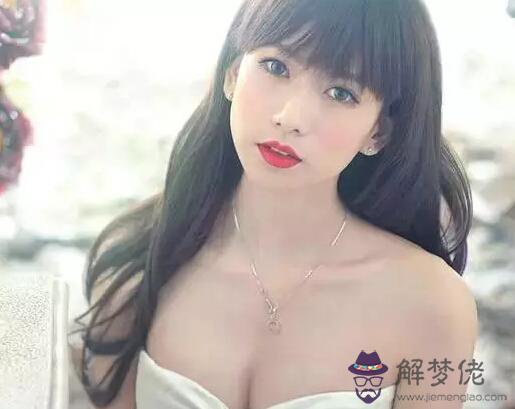 女命婚姻不好的八字 第1张