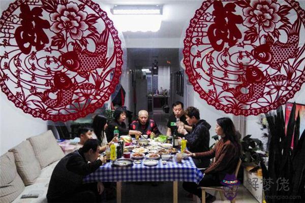 發夢夢到吃團圓飯是什麼意思