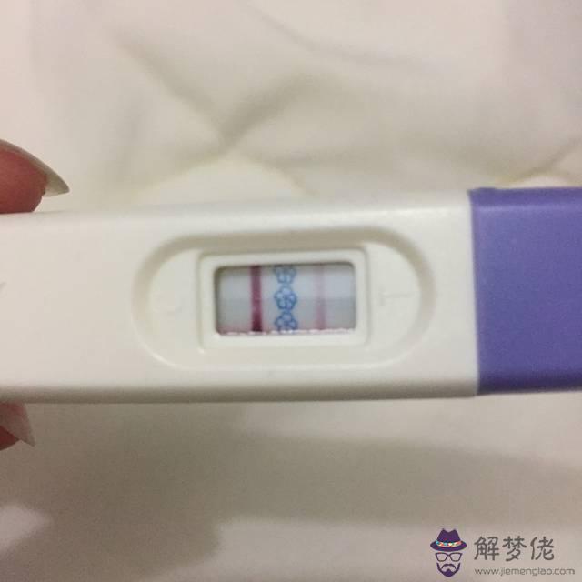 聽說現在有種可以驗出是男孩女孩的驗孕棒，但不知道是多少天才能驗出來，請問這種驗棒準確嗎？