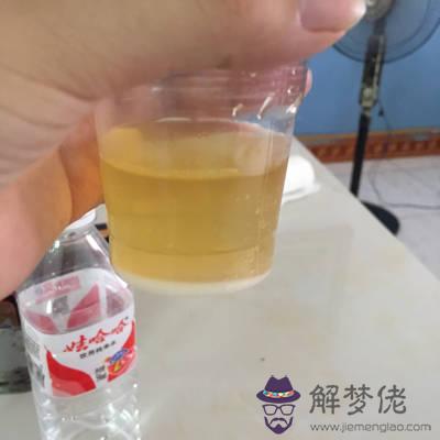 懷孕多久可以用小蘇打測男孩女孩：晨尿和小蘇打混一起沒起泡就一定是女孩嗎？