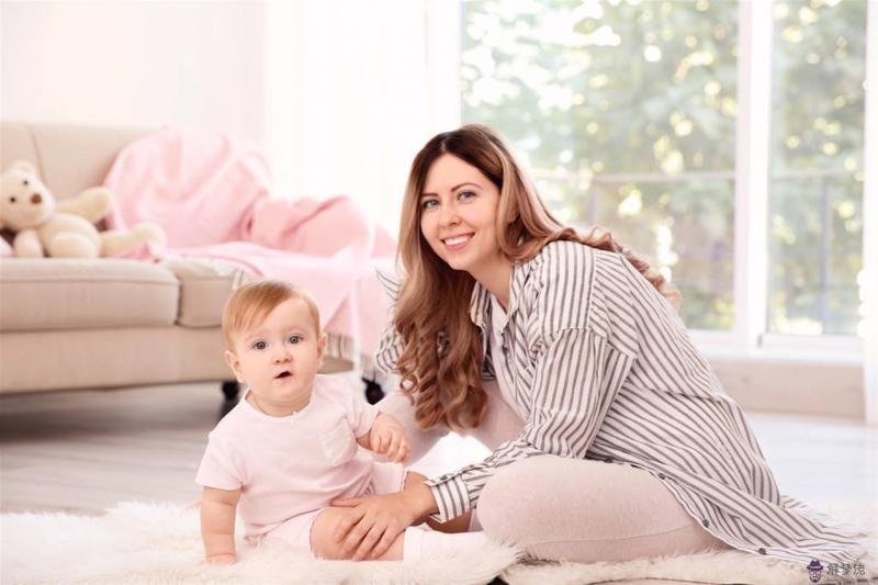 屬蛇哪一年有子女緣 屬蛇一生有幾次婚姻