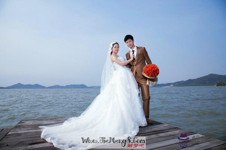 夢見自己結婚會去世：夢見自己結婚周公解夢上說會生病或去世是真的嗎