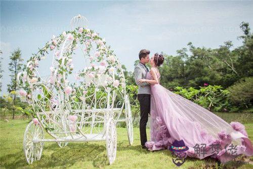 我已經結婚了，但是又夢見自己結婚，對方長什麼樣子我都不知道！是什麼意思呢？