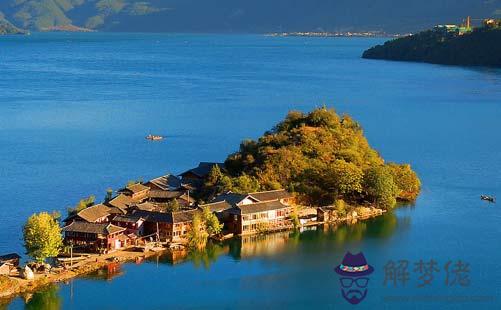 十月份適合去哪旅游:十月份去哪旅游 比較好