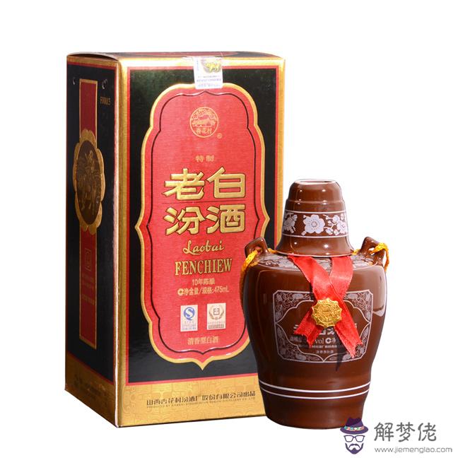 白酒加什麼好喝:喝洋酒兌什麼飲料才好喝。