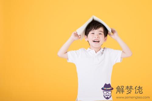 姓顧的男孩名字:姓顧的男孩名字帶孝字